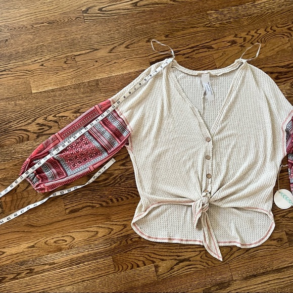 NWT Hummingbird Boho waffle knit button crop - Picture 6 of 6